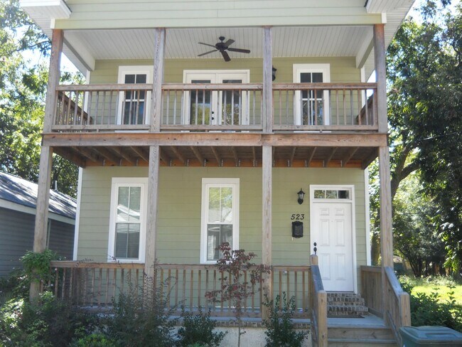 Primary Photo - 523 E 31st St