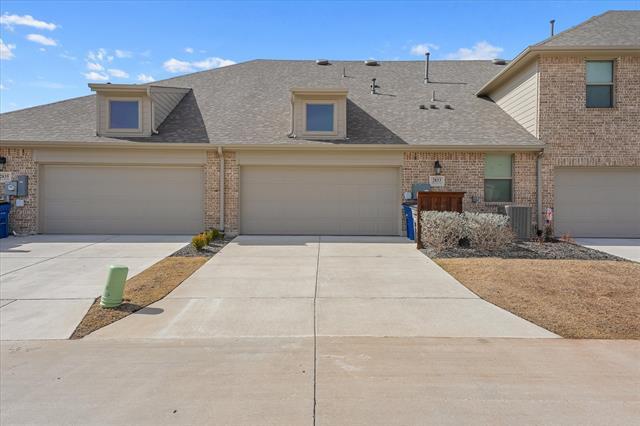 Building Photo - 2833 Applewood Wy