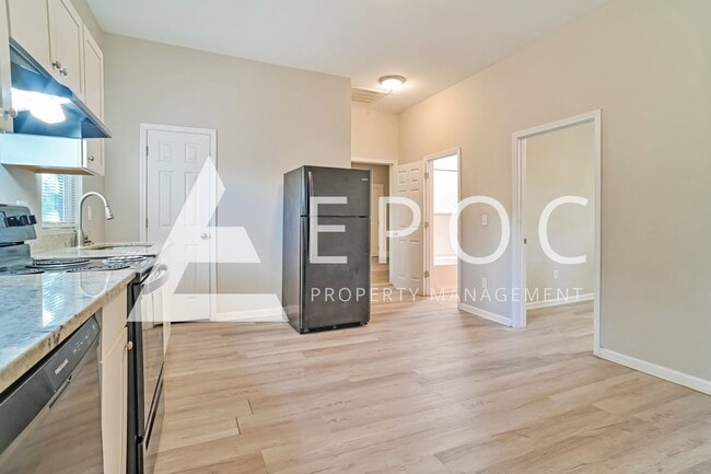 Building Photo - 4013 Markwood Rd