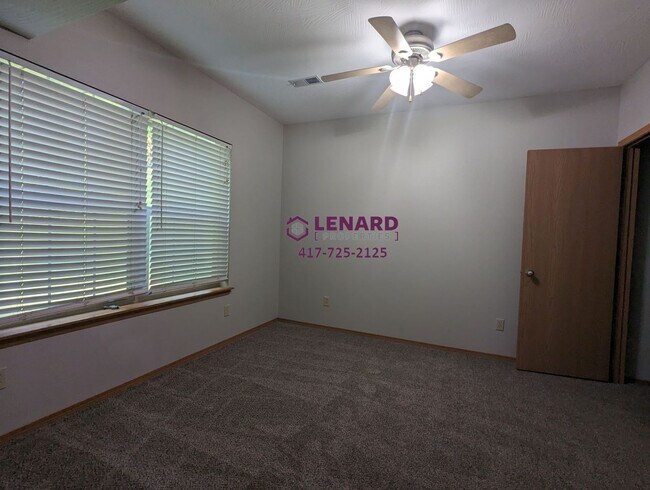 Building Photo - Farm Rd 123