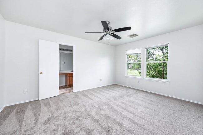 Building Photo - 4114 Heritagestone Dr
