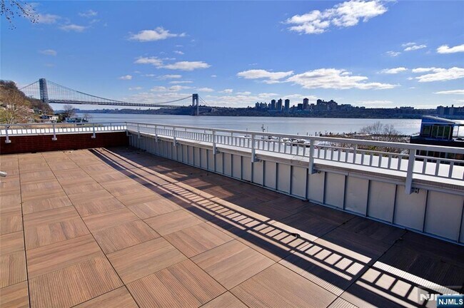 Building Photo - 11 Vela Way