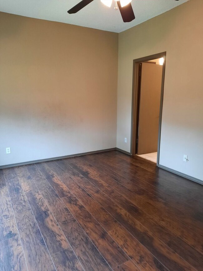 Building Photo - Solar-Powered Pflugerville Property - Lots Of Room and Backyard Living