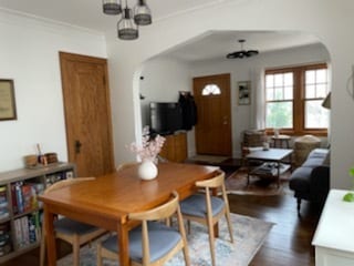 Living/Dining - 203 E Diamond Lake Rd