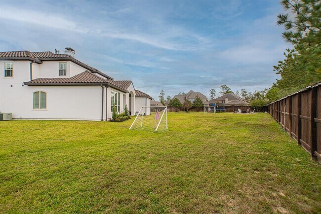 Building Photo - 7 Brittany Rose Pl