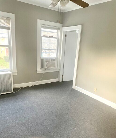 Building Photo - 294 W Webster Ave