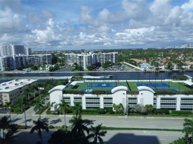 Building Photo - 2501 S Ocean Dr