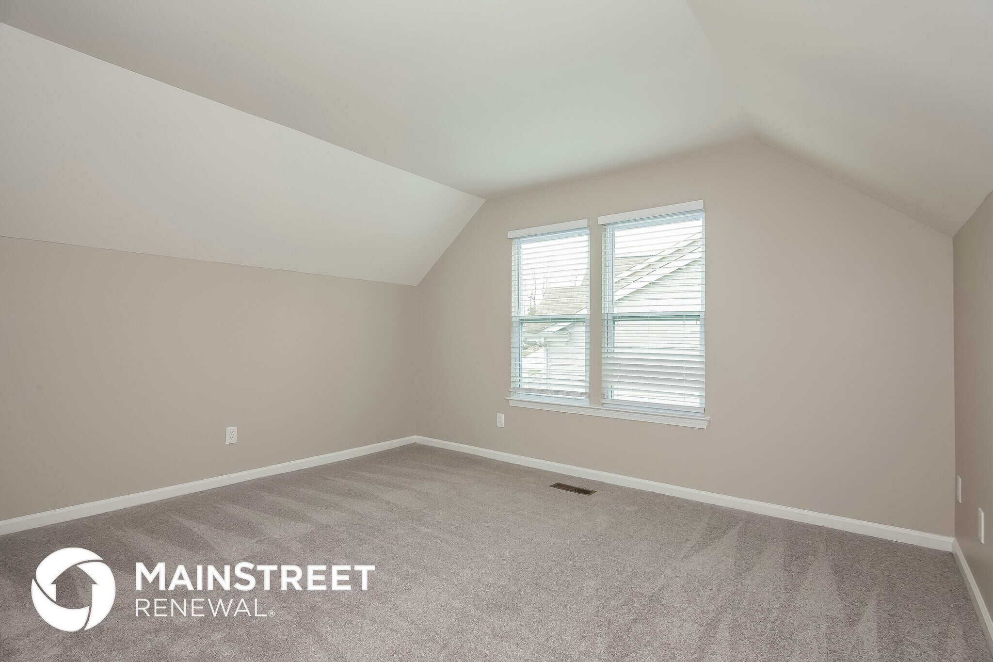 Building Photo - 1539 Jeffrey Bryan Dr