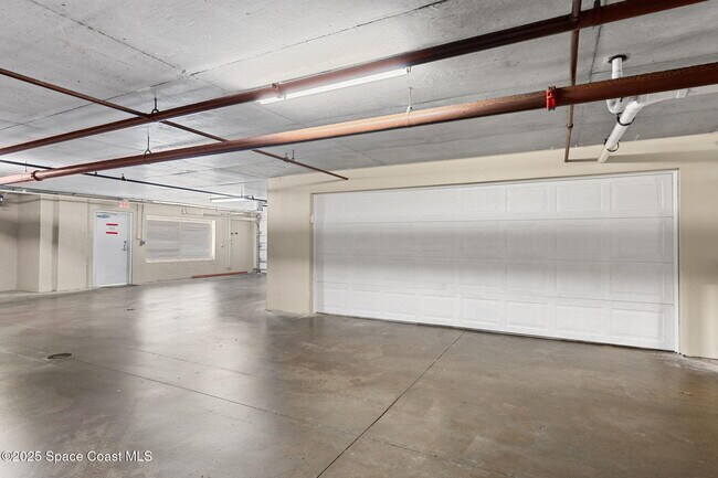 Building Photo - 1493 S Atlantic Ave