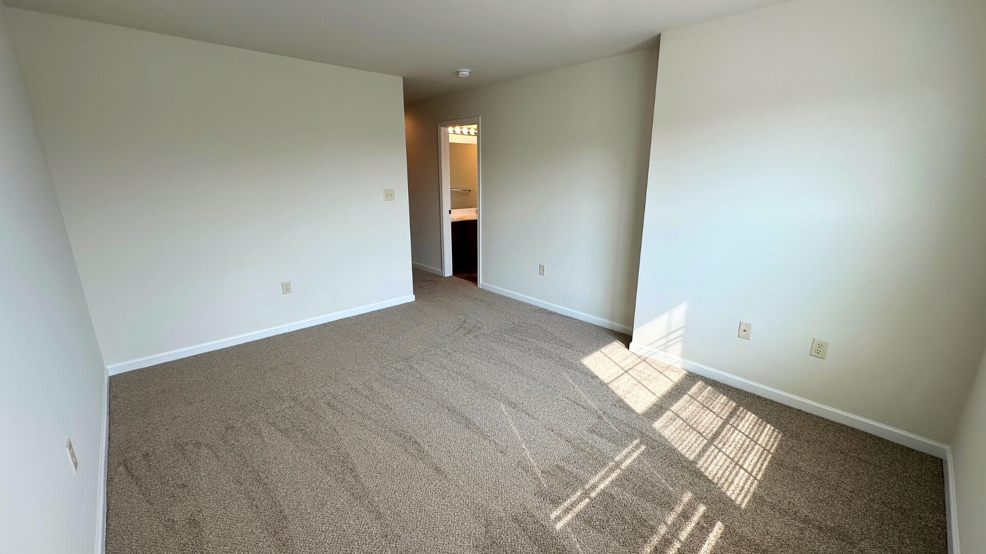 Building Photo - 210 Mount Olive Ln