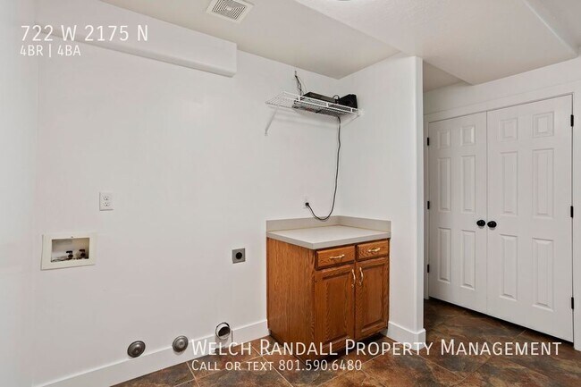 Building Photo - 722 W 2175 N