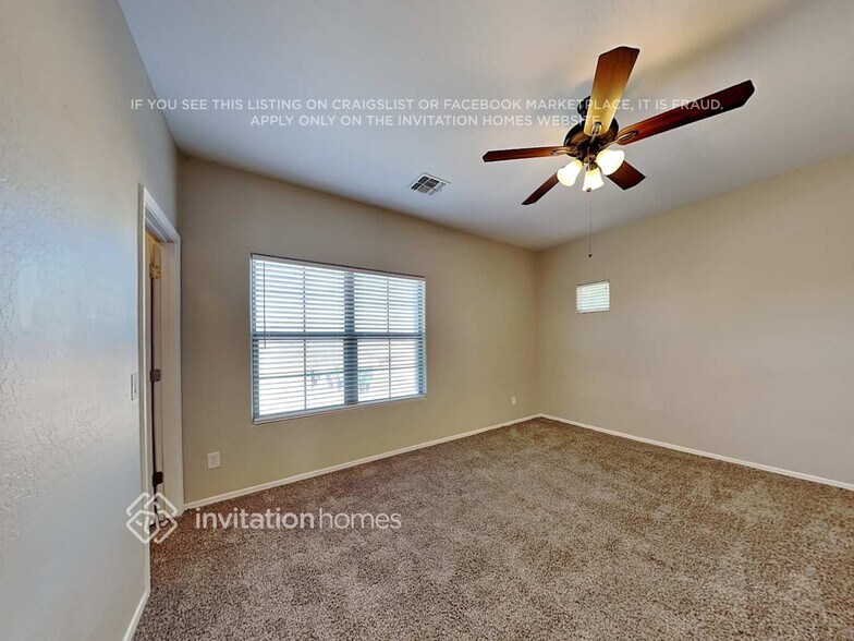 Building Photo - 185 W Desert Vista Trail