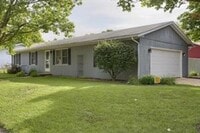 Building Photo - 1712 Stratford Dr