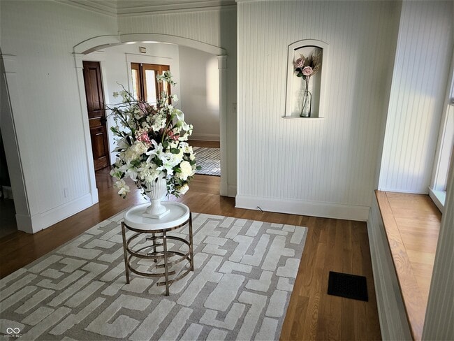 Building Photo - 131 1st Ave NW