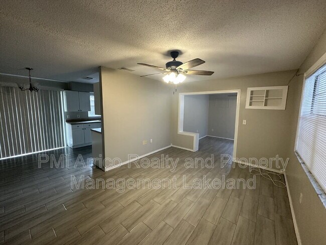 Building Photo - 651 Duncan Cir W