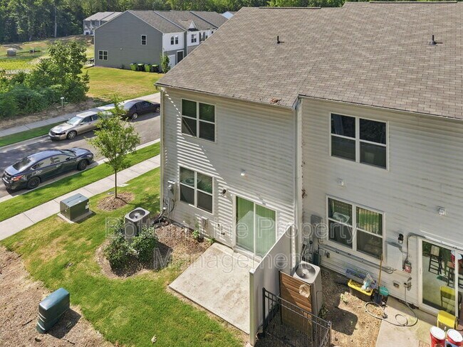 Building Photo - 1117 Dakine Dr