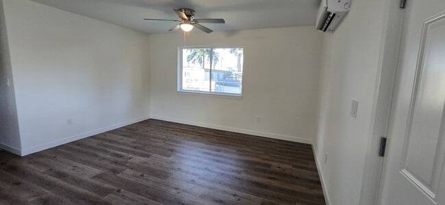 Building Photo - COMPLETLY REMODLED HOME COMING SOON!