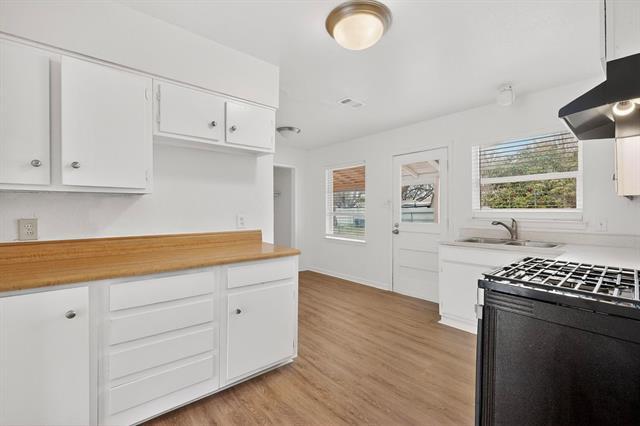 Building Photo - 10841 Ruth Ann Dr