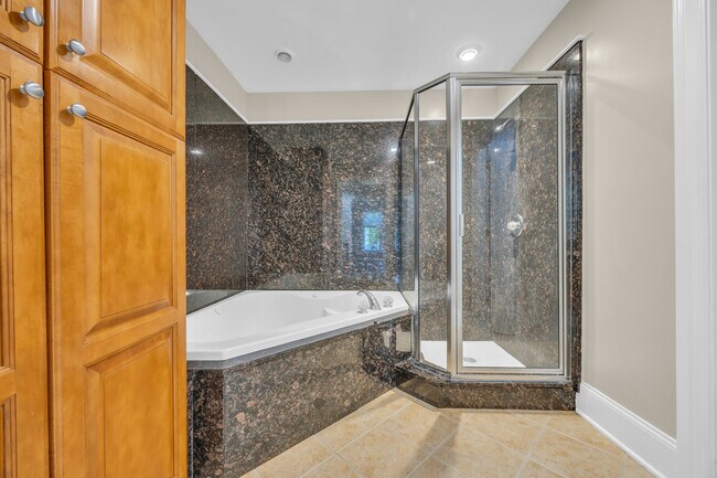 Building Photo - 1313 Villa Marbella Ct