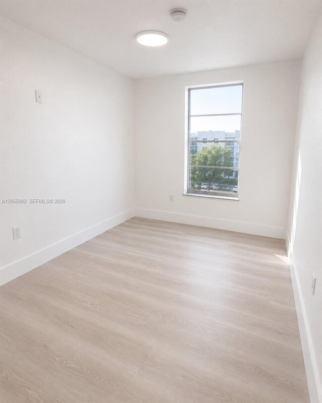 Building Photo - 5625 W 20th Ave
