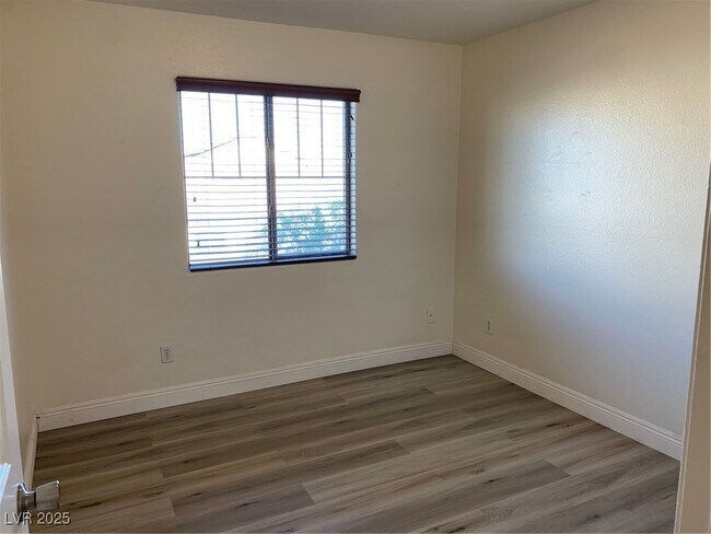 Building Photo - 5329 Wild Sunflower St