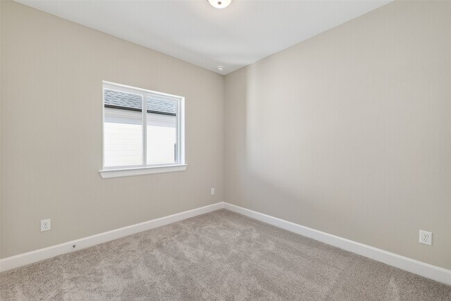 Building Photo - 3358 City Heart Ave