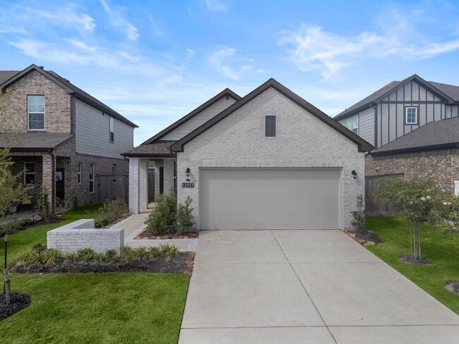 Building Photo - 12927 California Palm Ct