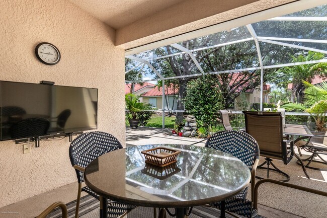 Building Photo - IMMACULATE TURNKEY FURNISHED- NEAR TWIN IS...