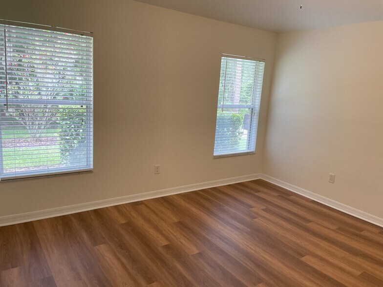 Guest Bedroom # 3 - 27325 Edenfield Dr