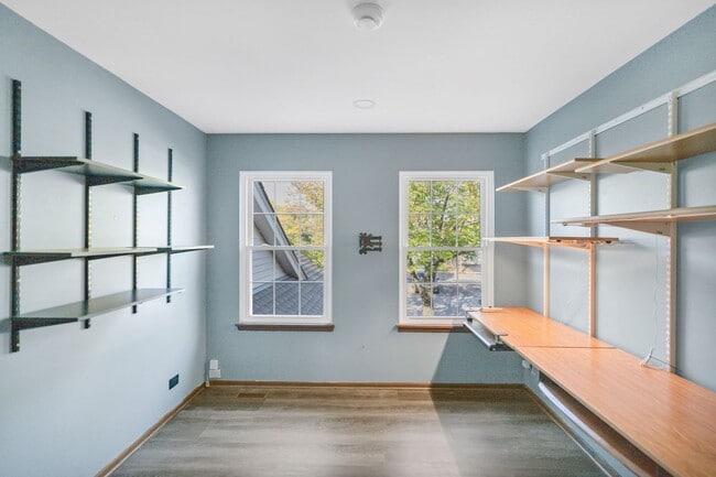 Building Photo - 2116 Glasgow Ct