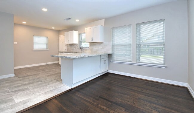 Building Photo - 5402 Texas St