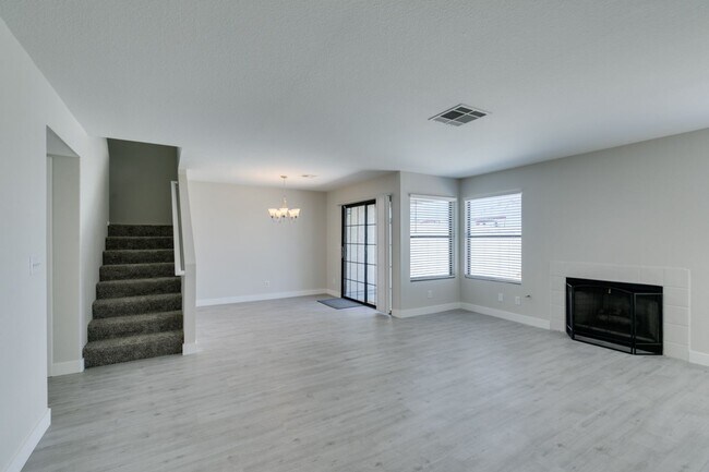 Building Photo - Great 3 bedroom home in South Shores!!