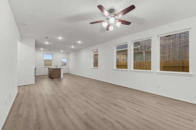 Building Photo - 19111 Hazel Firs Ln