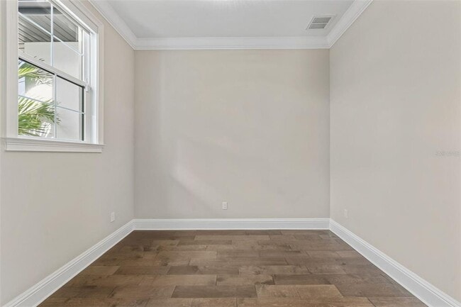 Building Photo - 481 W Davis Blvd