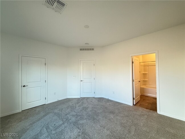 Building Photo - 7516 Castlegreen Ave