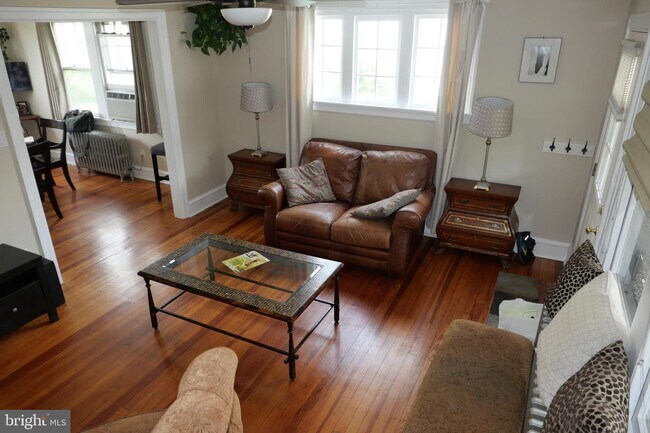 Building Photo - 2716 St Marys Rd