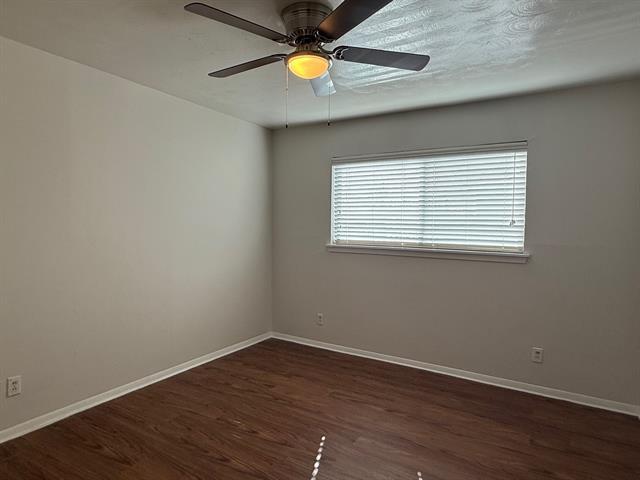 Building Photo - 5004 Live Oak St