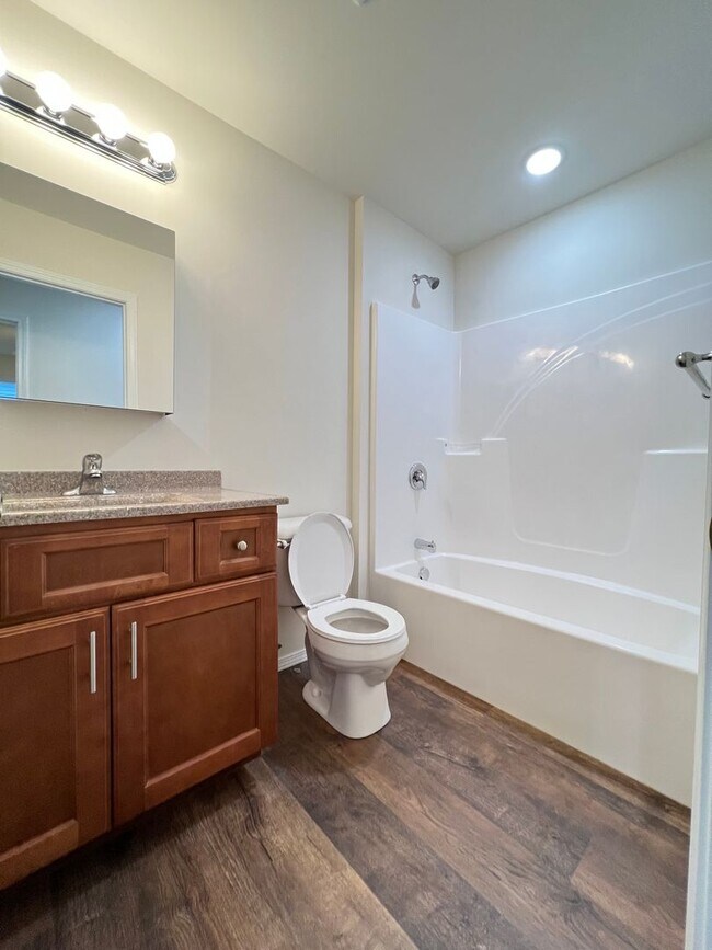 Building Photo - NEW CONSTRUCTION!