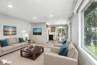 Building Photo - 2 bed 1 bath home