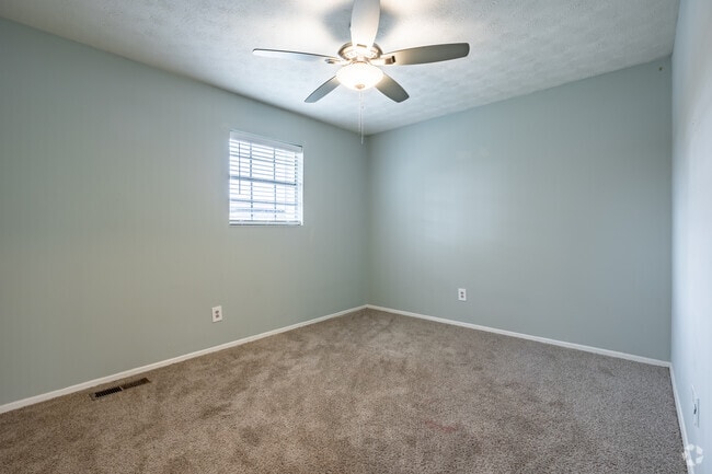 2BR, 1.5BA - 1015SF - Timber Ridge