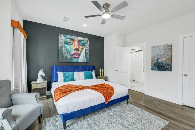 Building Photo - 6713 St Augustine St