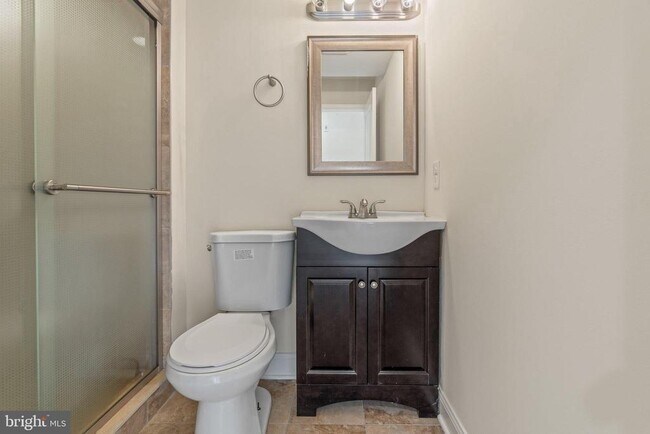 Building Photo - 1724 Master St