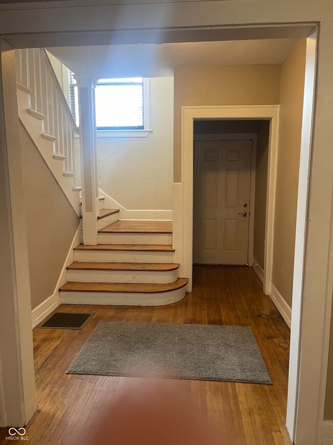 Building Photo - 117 E 36th St