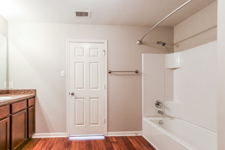 Building Photo - 5719 Rocky Trail Dr