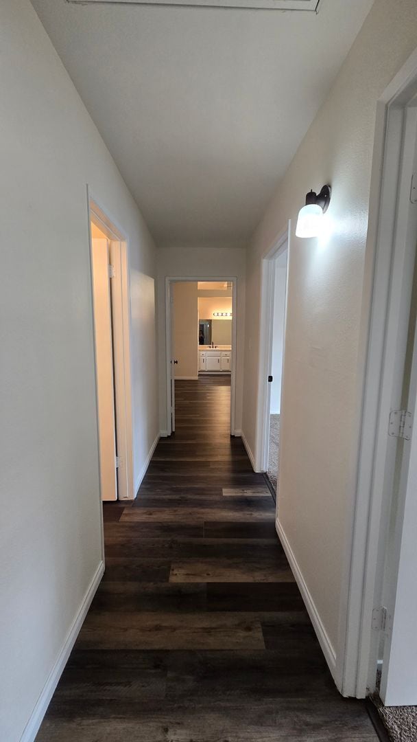 Building Photo - 9408 Seager Ct