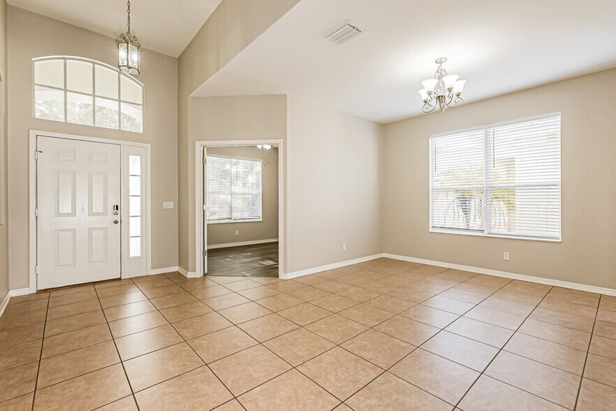 Building Photo - 8610 Sandy Plains Dr