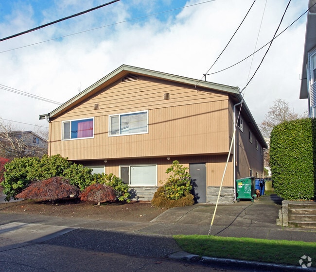 Building Photo - The Westerner