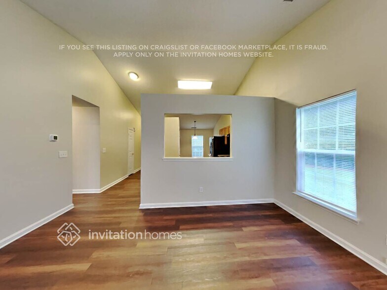 Building Photo - 105 Bosburg Dr