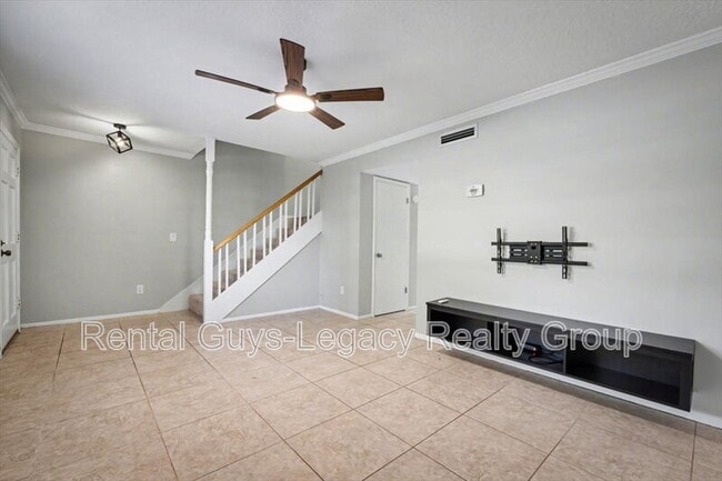 Building Photo - 8204 Oxford Forest Dr