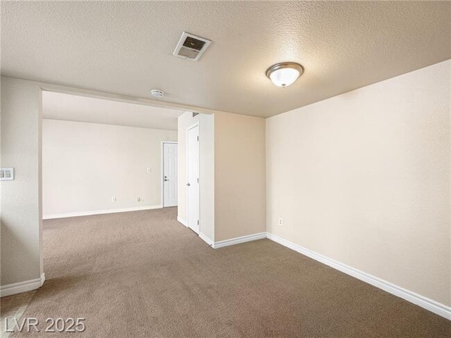 Building Photo - 5314 River Glen Dr